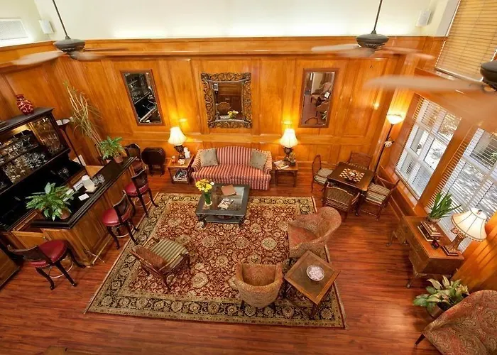 Governors Hotel
