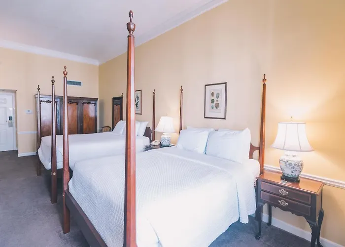 Governors Hotel